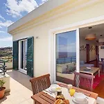 Vebella Ocean View Apartman