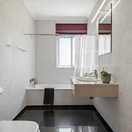 Vebella Ocean View Apartment Caniço